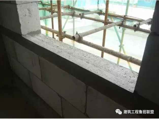 0303-6.jpg 0303-6.jpg